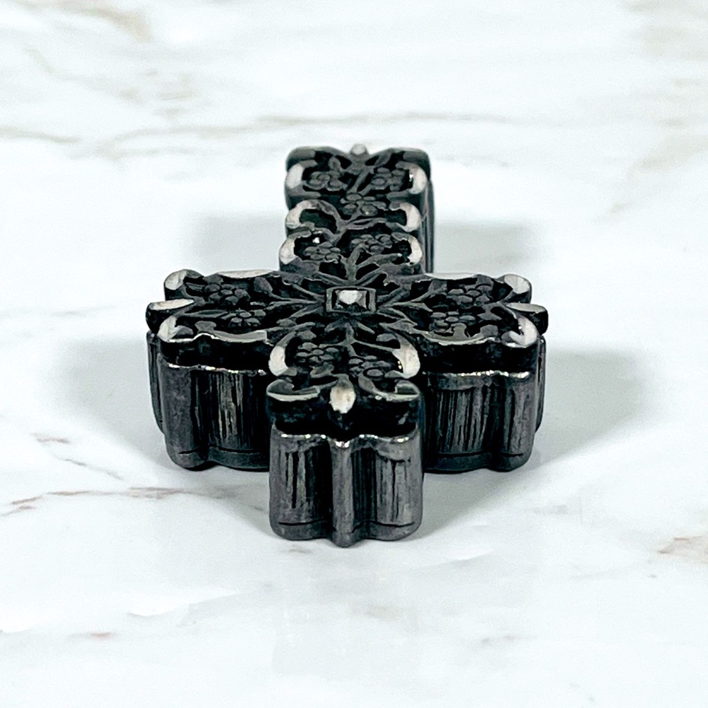 Pewter Celtic Cross Mini Trinket Box/Brooch - Picture 5 of 12